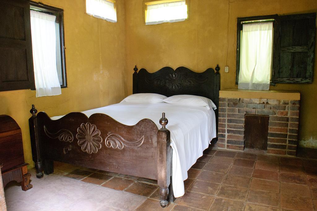 Takalik Maya Lodge El Asintal ภายนอก รูปภาพ